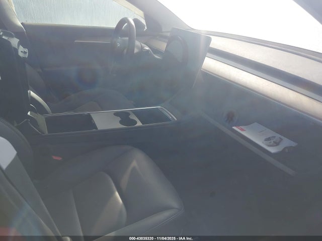 2022 TESLA MODEL 3 5YJ3E1EB1NF273763 Photo 4
