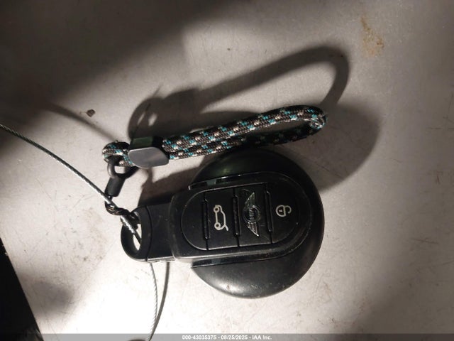 2017 MINI COUNTRYMAN WMZYS7C35H3B62618 Photo 10