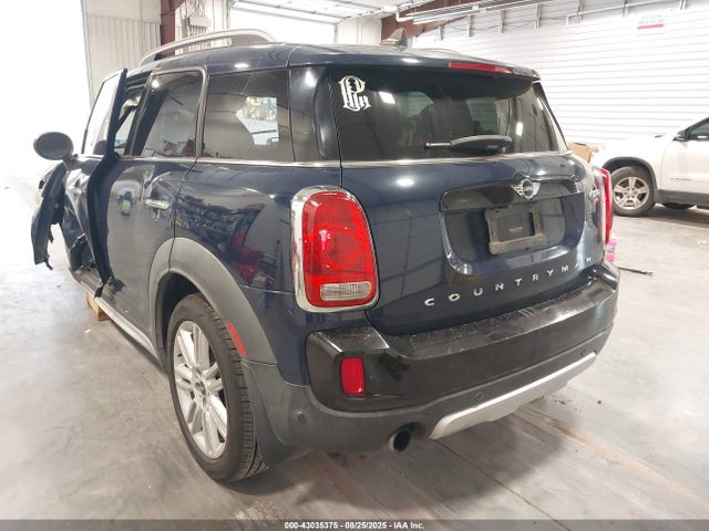 2017 MINI COUNTRYMAN WMZYS7C35H3B62618 Photo 2