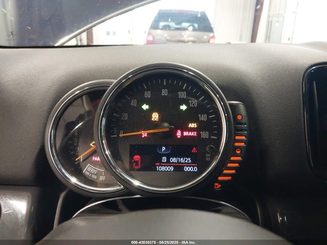 2017 MINI COUNTRYMAN WMZYS7C35H3B62618 Photo 6