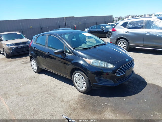 2017 3FADP4TJ7HM132907 main image
