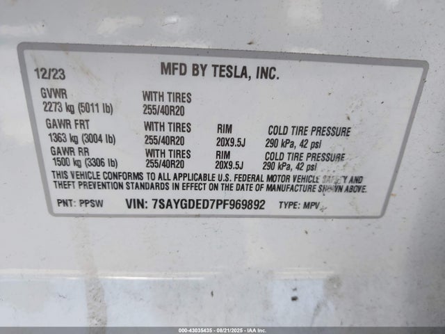 Tesla Model Y 2023 7SAYGDED7PF969892 Image 9