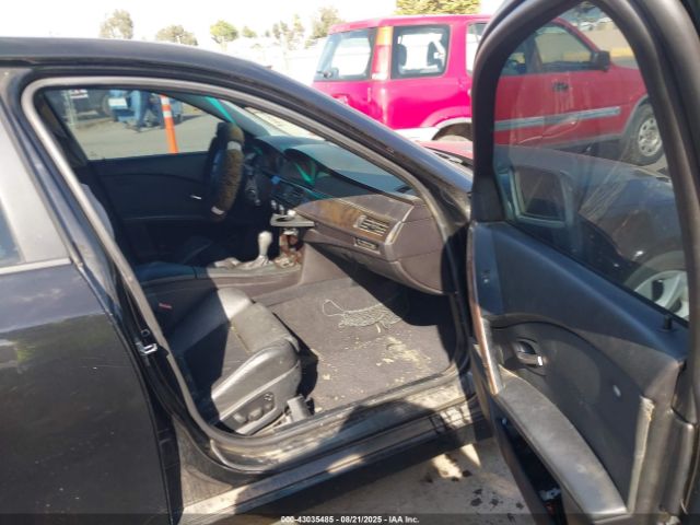 2005 BMW 545I WBANB335X5CN63374 Photo 4