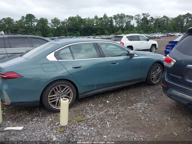 WBA53FJ0XSCT93082 BMW 530I