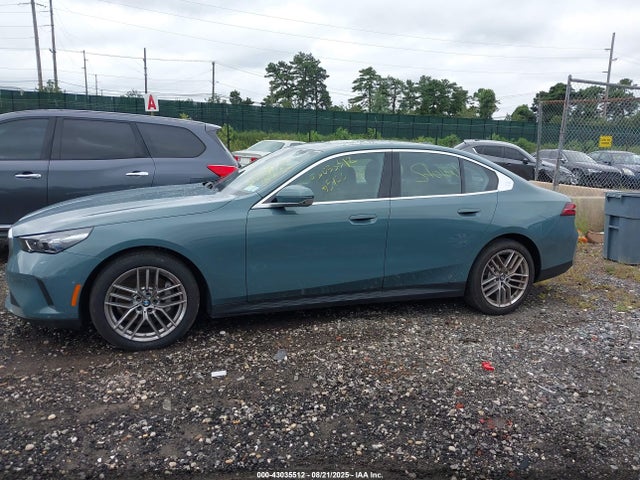 WBA53FJ0XSCT93082 BMW 530I