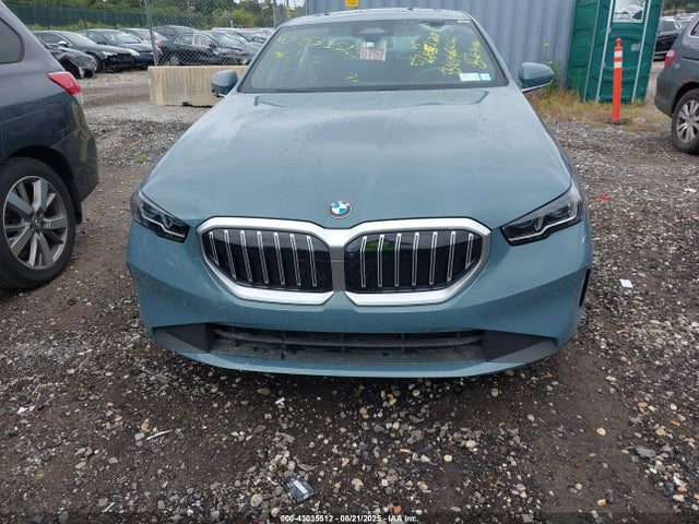 WBA53FJ0XSCT93082 BMW 530I