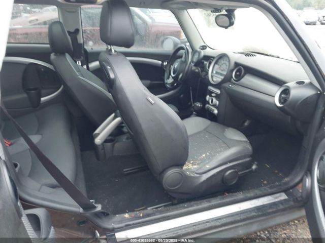 2010 MINI COOPER S CLUBMAN WMWMM3C50ATP94672 Photo 4