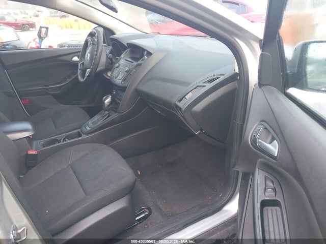 Ford 2.0l gdi 2017 1FADP3F29HL301874 Image 5