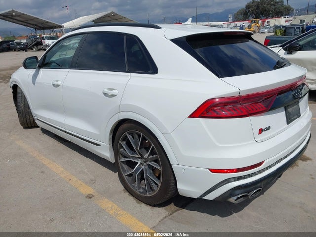 2021 AUDI SQ8 WA1CWBF17MD030385 Photo 2