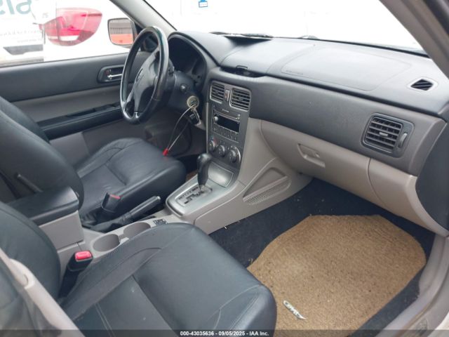 2004 SUBARU FORESTER JF1SG69654H734161 Photo 4