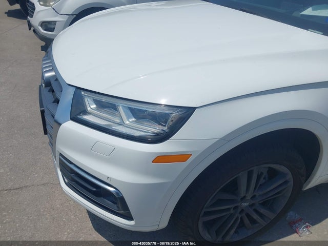 WA1CNAFY4J2217830 Audi Q5
