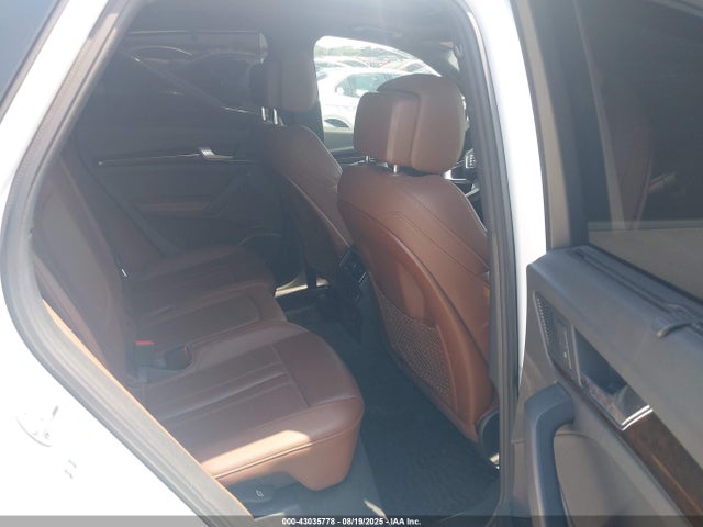 WA1CNAFY4J2217830 Audi Q5