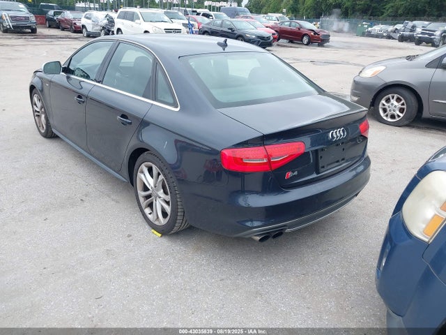 2013 AUDI S4 WAUKGAFL4DA143543 Photo 2
