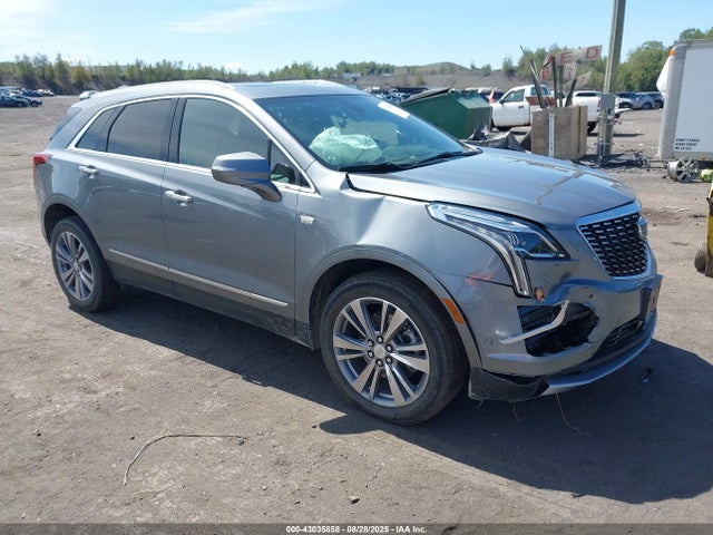 2022 CADILLAC XT5 1GYKNDRS1NZ117749 Photo 0