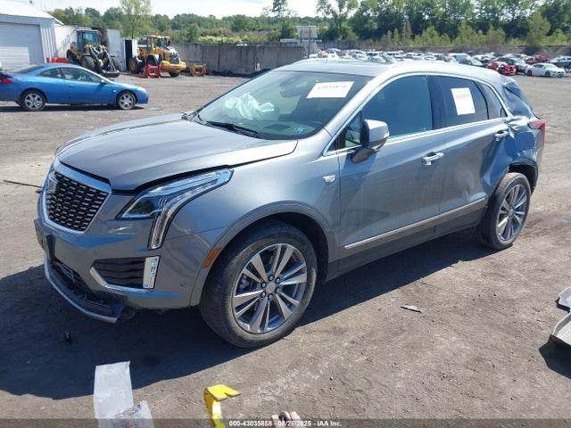 2022 CADILLAC XT5 1GYKNDRS1NZ117749 Photo 1