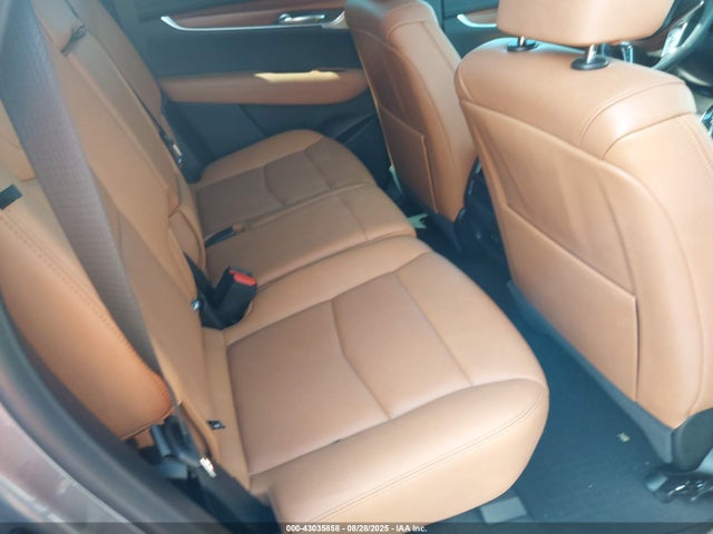 2022 CADILLAC XT5 1GYKNDRS1NZ117749 Photo 7