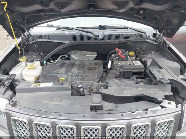1C4NJDEB9HD112370 Jeep Compass