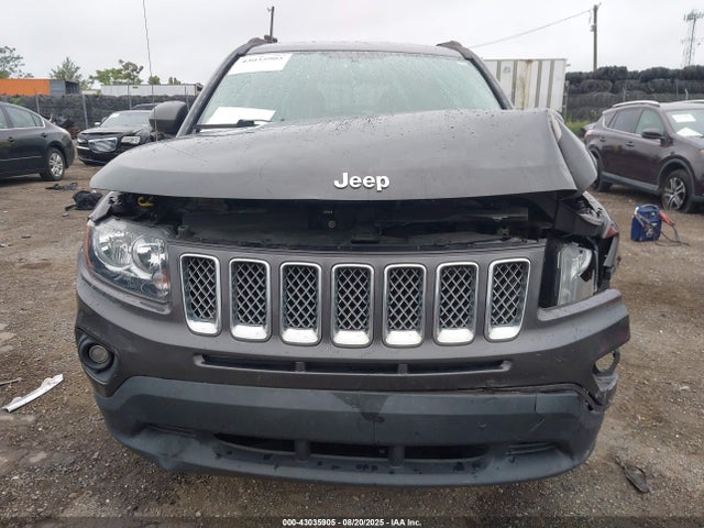 1C4NJDEB9HD112370 Jeep Compass