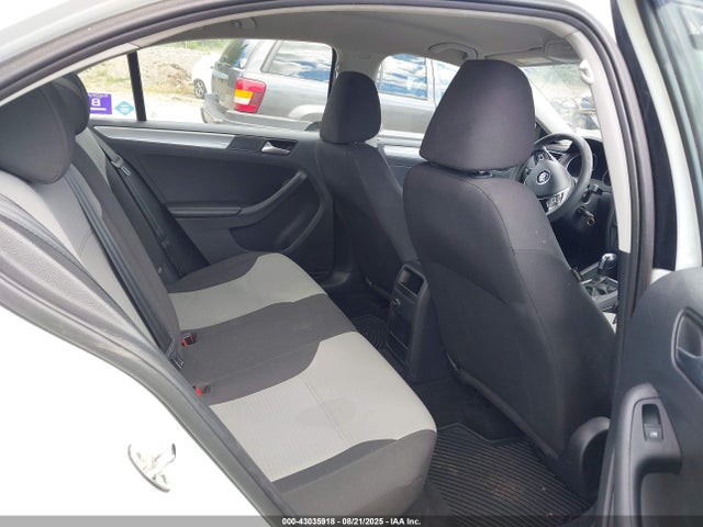 Volkswagen 1.4 tsi 2017 3VW2B7AJ1HM400657 Image 8