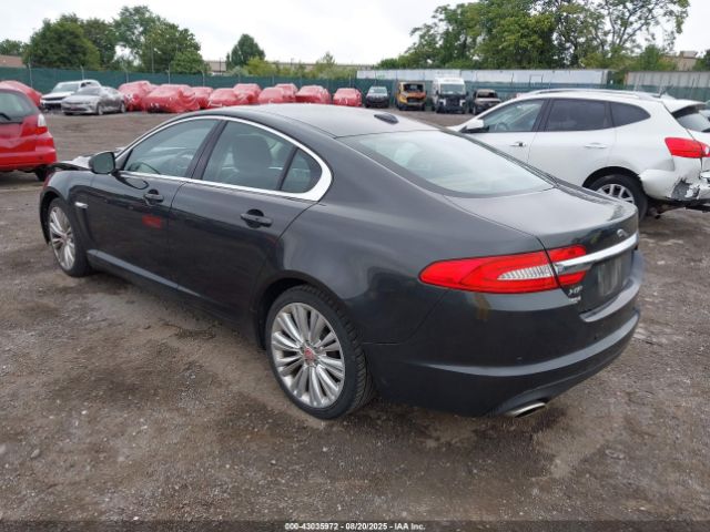 2012 JAGUAR XF SAJWA0HB9CLS46045 Photo 2