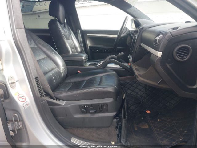 2008 PORSCHE CAYENNE WP1AC29P28LA82331 Photo 4