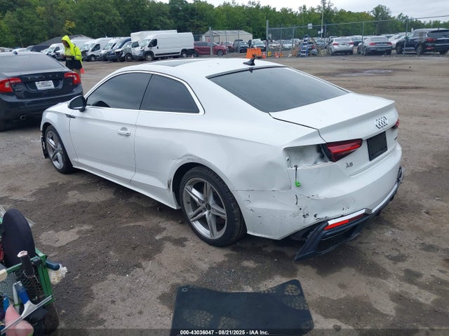 2022 AUDI A5 WAUSAAF53NA022359 Photo 2
