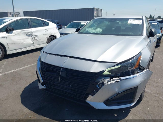 1N4BL4DW0RN360283 Nissan 2024