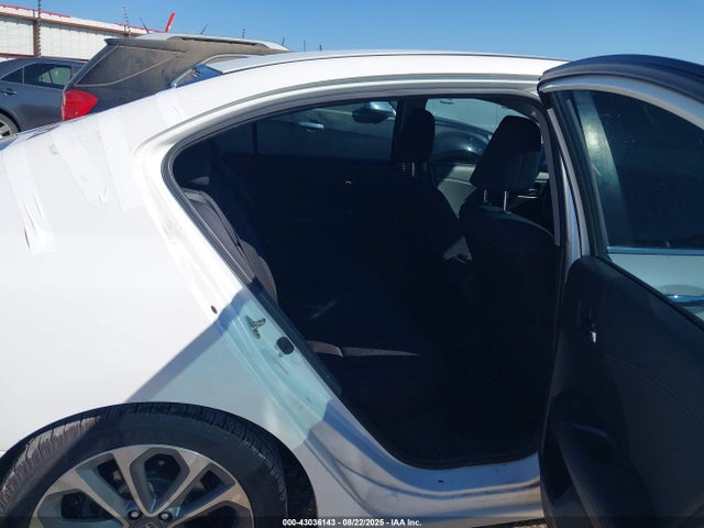 Honda k24w1 2014 1HGCR2F58EA026656 Image 8