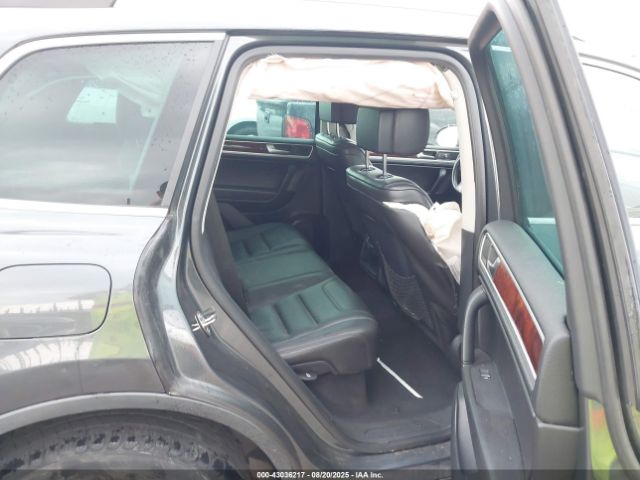 2014 VOLKSWAGEN TOUAREG WVGEP9BP3ED007715 Photo 7