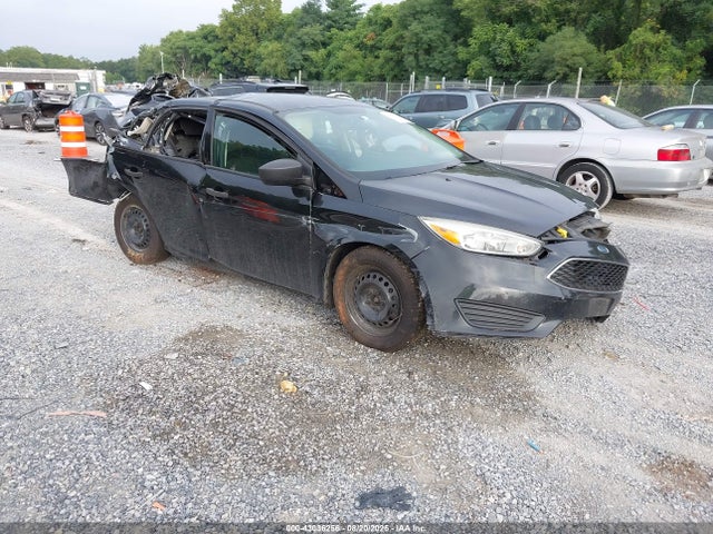 Aukcja sprzedaży 2015 Ford Focus S, vin: 1FADP3E22FL321527, numer aukcji: 43036256