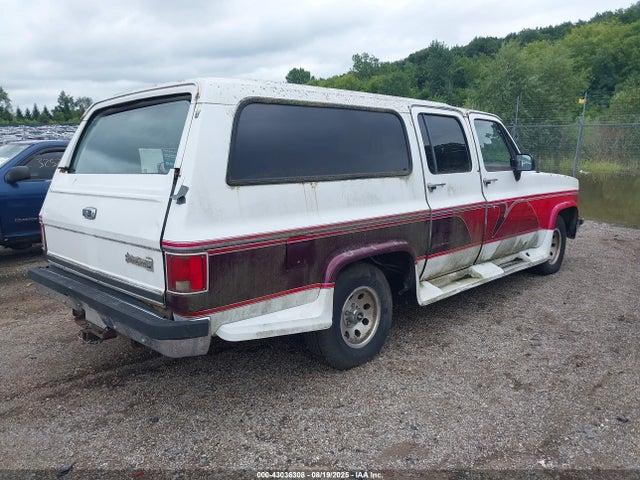 1991 CHEVROLET SUBURBAN 1GNER16KXMF133675 Photo 3