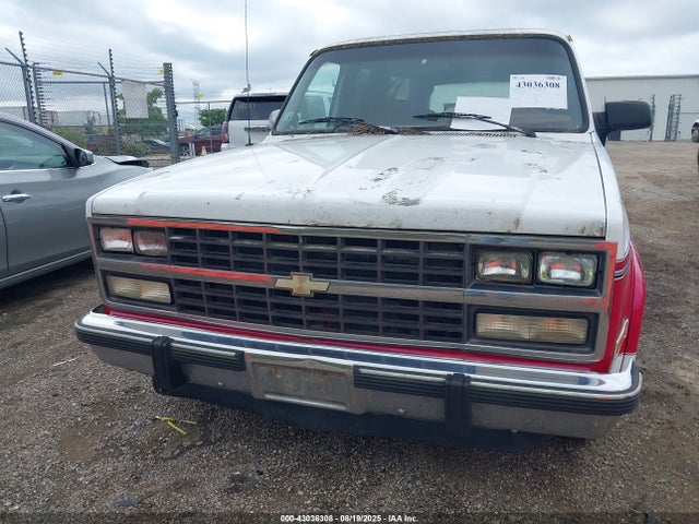 1991 CHEVROLET SUBURBAN 1GNER16KXMF133675 Photo 5