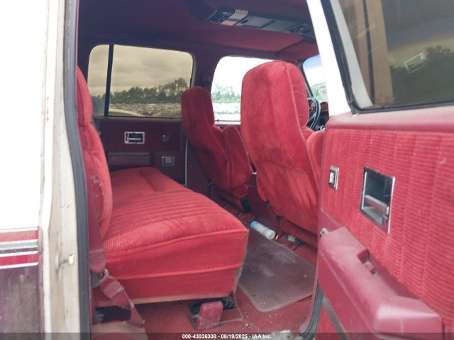 1991 CHEVROLET SUBURBAN 1GNER16KXMF133675 Photo 7