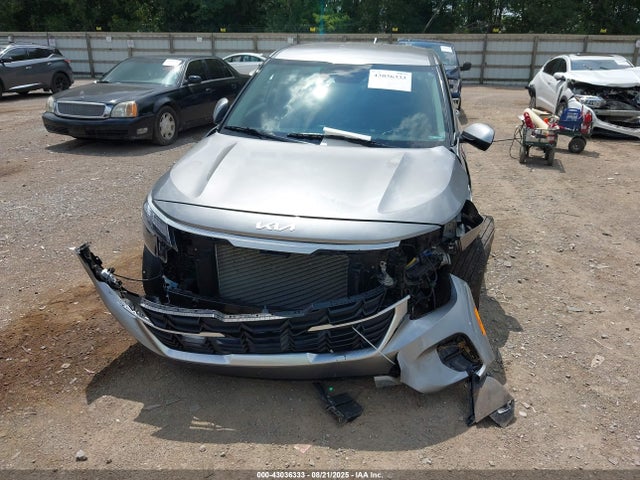 Продаж на аукціоні авто 2024 Kia Seltos Lx, vin: KNDEPCAA2R7575103, номер лоту: 43036333