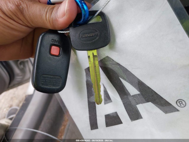 43036383 :رقم المزاد ، 1NXBR32E74Z292085 vin ، 2004 Toyota Corolla Le مزاد بيع
