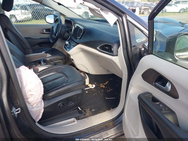 Chrysler Pacifica 2018 2C4RC1BG4JR233420 Image 5
