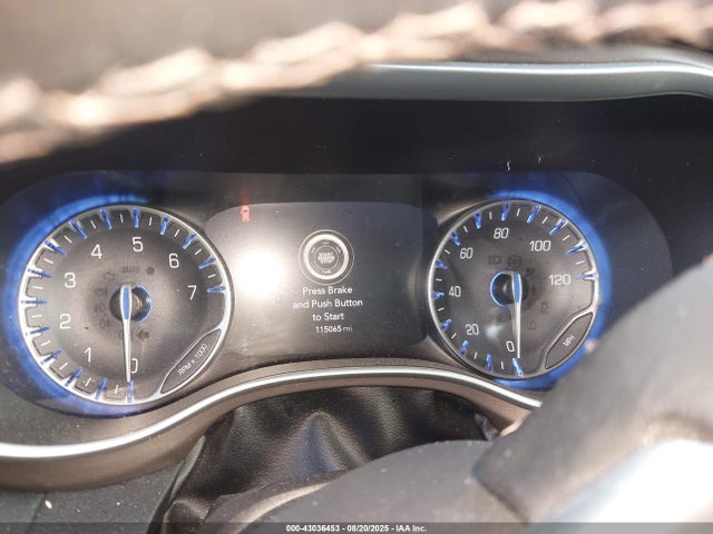 Chrysler Pacifica 2018 2C4RC1BG4JR233420 Image 7