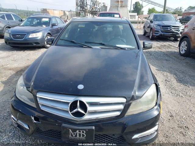 Mercedes-Benz 2014 2014 WDDGF8AB5ER307782 Image 11
