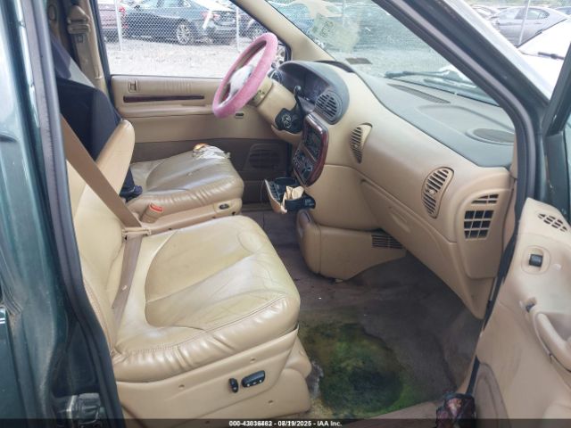 2000 CHRYSLER TOWN & COUNTRY 1C4GP54L3YB710313 Photo 4