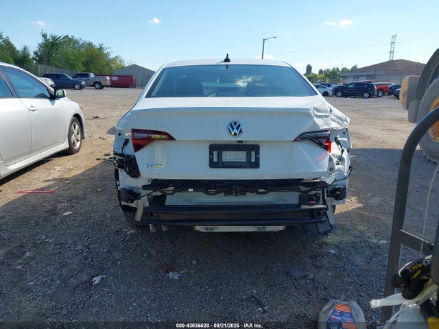 3VWN57BU7MM070806 Volkswagen tsi