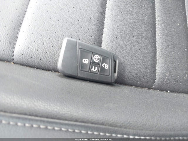 3VWE57BU2MM036451 Volkswagen tsi