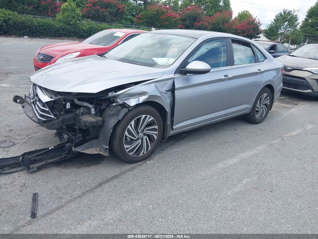 3VWE57BU2MM036451 Volkswagen tsi