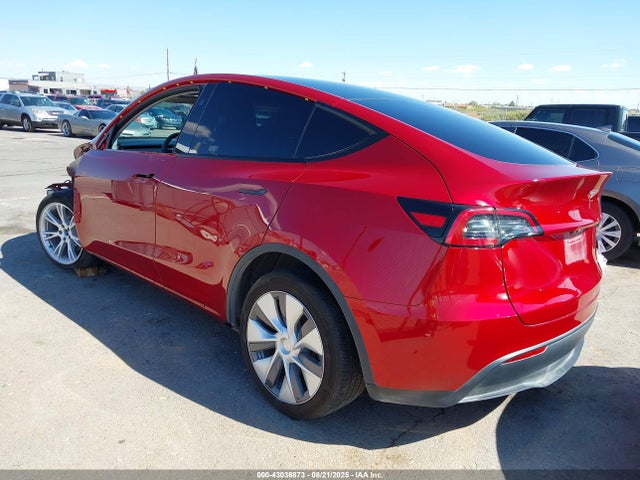 Продаж на аукціоні авто 2024 Tesla Model Y Long Range Dual Motor All-wheel Drive, vin: 7SAYGAEE1RF048102, номер лоту: 43036873