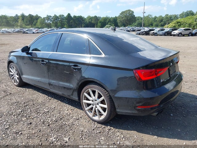 2015 AUDI A3 WAUCCGFF5F1019474 Photo 2