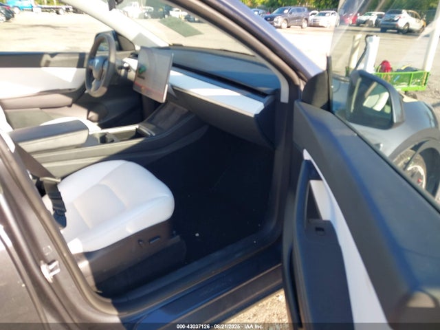 2022 TESLA MODEL Y 7SAYGDEF7NF510179 Photo 4