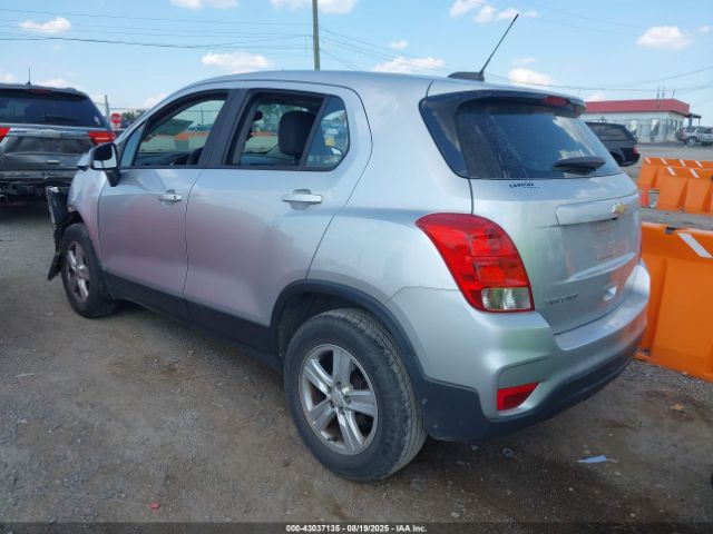 2017 CHEVROLET TRAX KL7CJNSBXHB115918 Photo 2