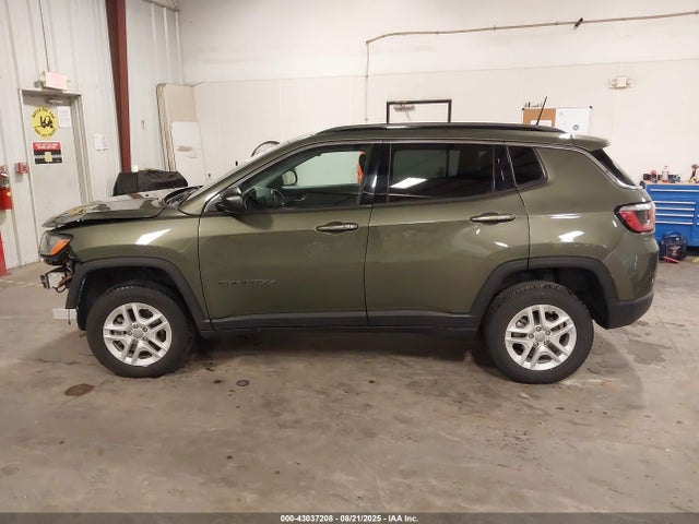 43037208 :رقم المزاد ، 3C4NJDAB5LT117591 vin ، 2020 Jeep Compass Sport 4x4 مزاد بيع