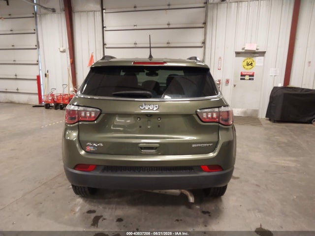 43037208 :رقم المزاد ، 3C4NJDAB5LT117591 vin ، 2020 Jeep Compass Sport 4x4 مزاد بيع