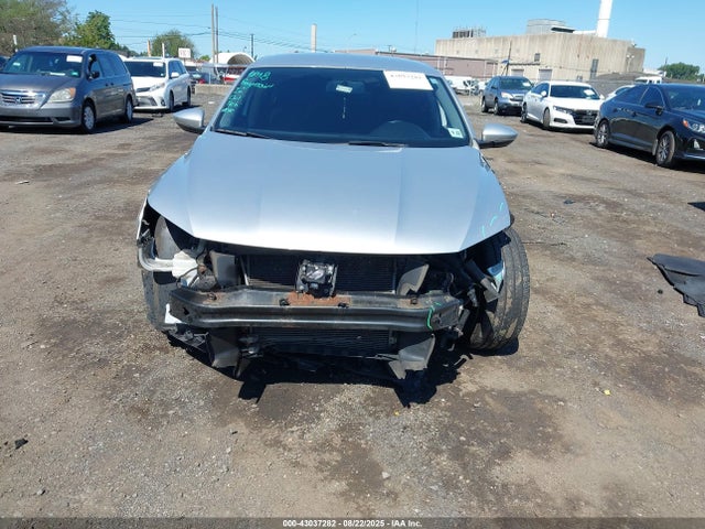 2017 Volkswagen Passat 1.8t R-line მანქანა იყიდება აუქციონზე, vin: 1VWDT7A34HC045895, აუქციონის ნომერი: 43037282