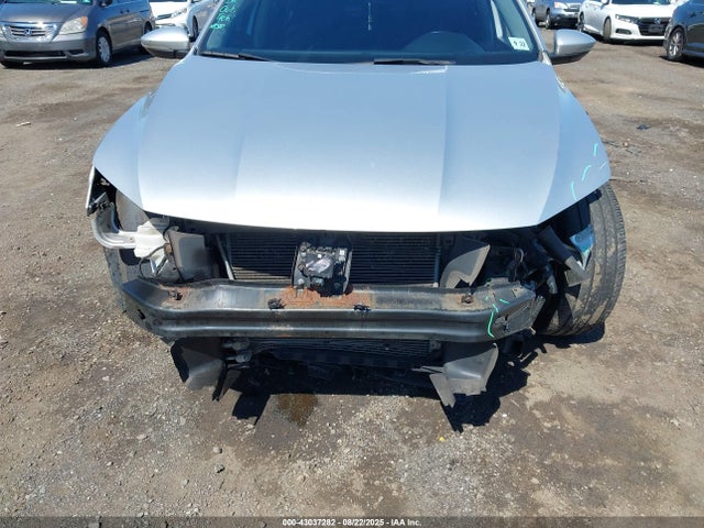 2017 Volkswagen Passat 1.8t R-line მანქანა იყიდება აუქციონზე, vin: 1VWDT7A34HC045895, აუქციონის ნომერი: 43037282